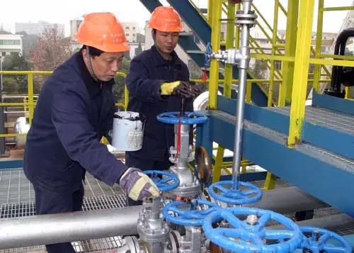 工廠的工人告訴你,應(yīng)該怎么安裝閥門(1)- 工廠的工人告訴你,應(yīng)該怎么安裝閥門(1)-